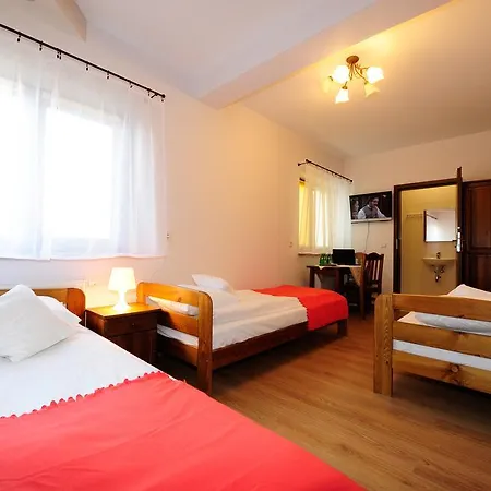 Casa de hóspedes Julia 3*